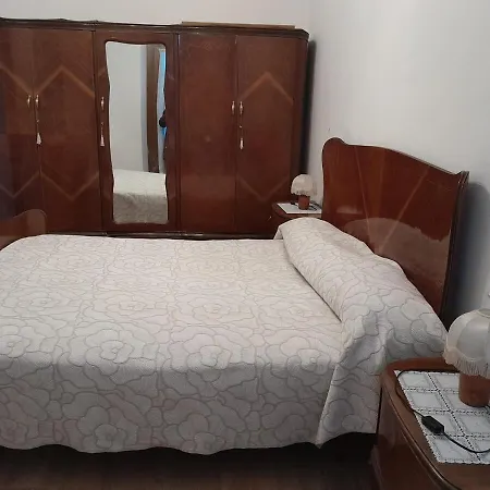 아파트 Da Lucia 드로네로